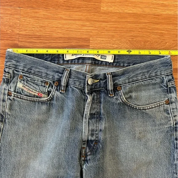 Men’s Diesel Industry Straight Leg Button Fly Distressed Blue Jeans 32x28 - Picture 15 of 16